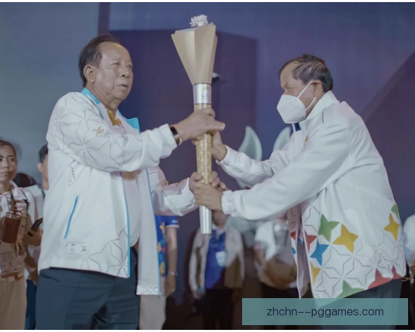 东南亚运动会教练团队博弈，临场调整决定走势